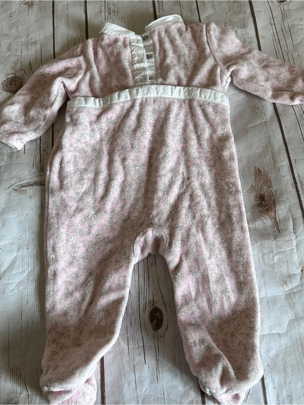 Janie and Jack Pink floral sleeper with white bows, vguc size 3-6 months
